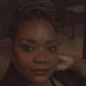 Meet your Posher, Yolanda